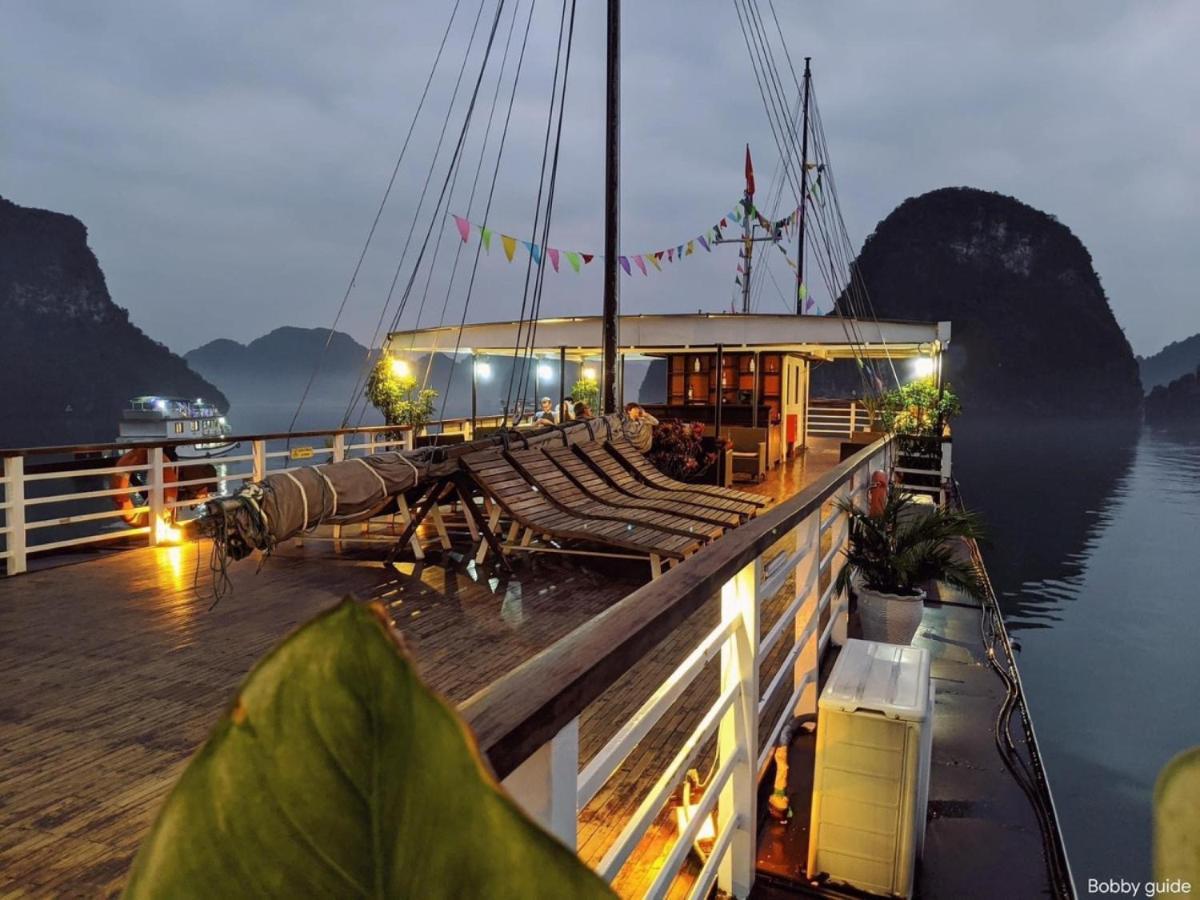 מלון הלונג Le Journey Halong Bay Cruises מראה חיצוני תמונה